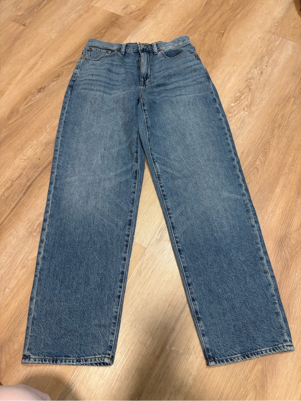 Madewell baggy straight jeans size 28